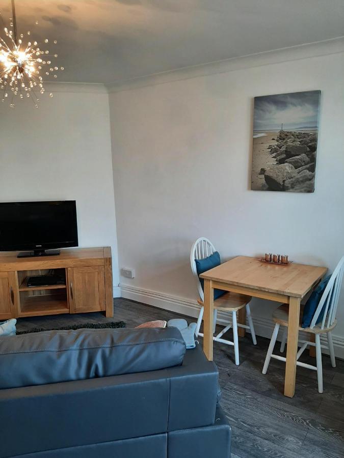 Beachmount Holiday Apartments Colwyn Bay Luaran gambar