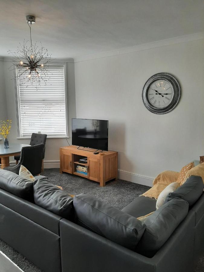 Beachmount Holiday Apartments Colwyn Bay Luaran gambar