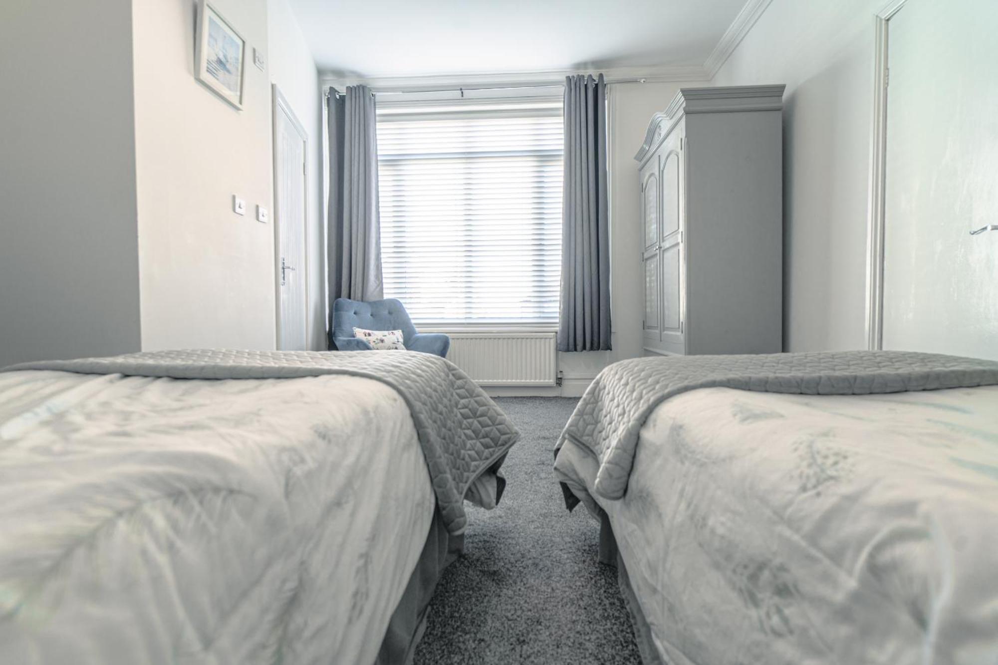 Beachmount Holiday Apartments Colwyn Bay Luaran gambar